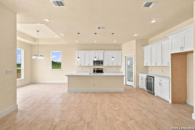 140 SYLASHAYES LOOP Pleasanton, TX 78064