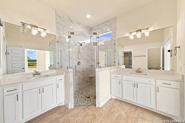 140 SYLASHAYES LOOP Pleasanton, TX 78064