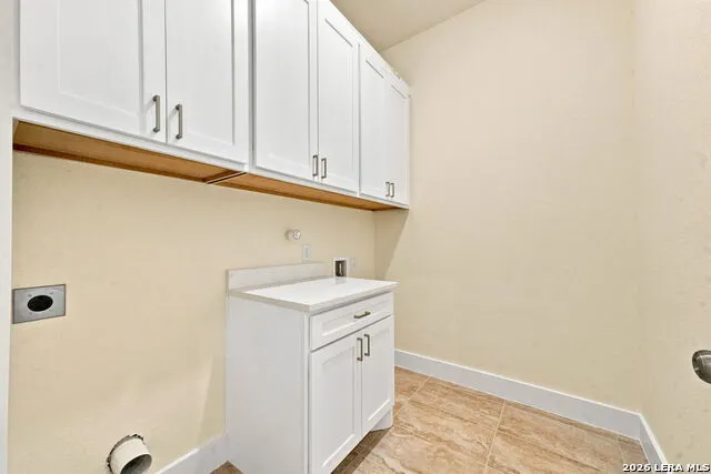 140 SYLASHAYES LOOP Pleasanton, TX 78064
