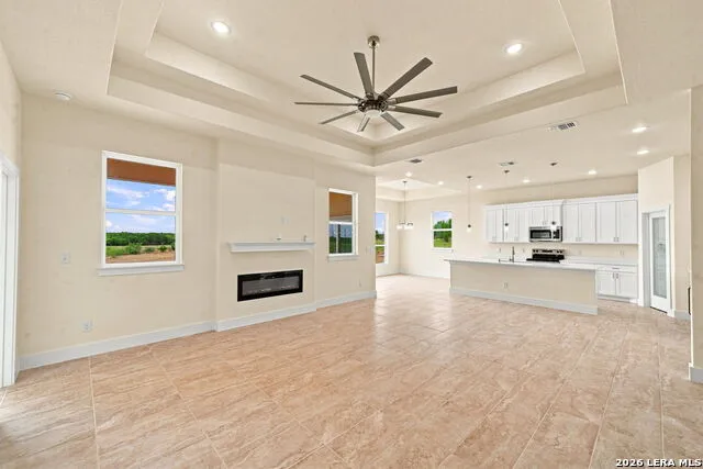 140 SYLASHAYES LOOP Pleasanton, TX 78064
