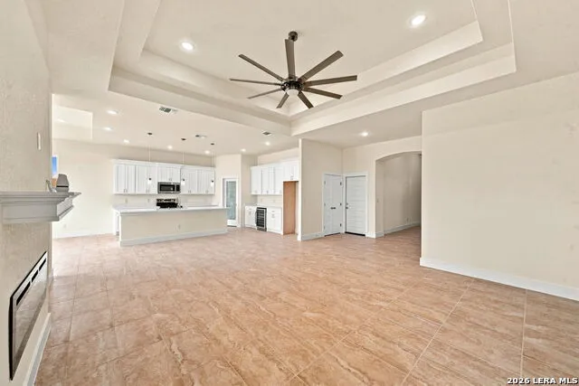 140 SYLASHAYES LOOP Pleasanton, TX 78064