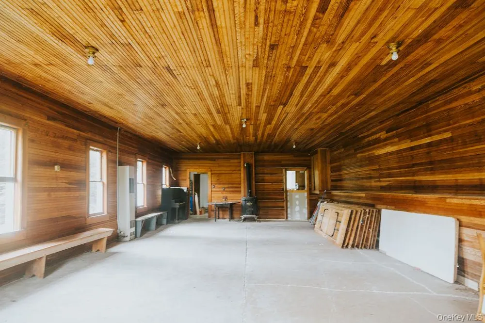 783 Skipperene Road Cochecton Center, NY 12726