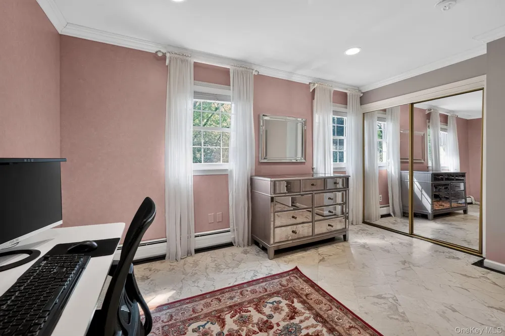 10 Copeland Drive Suffern, NY 10901