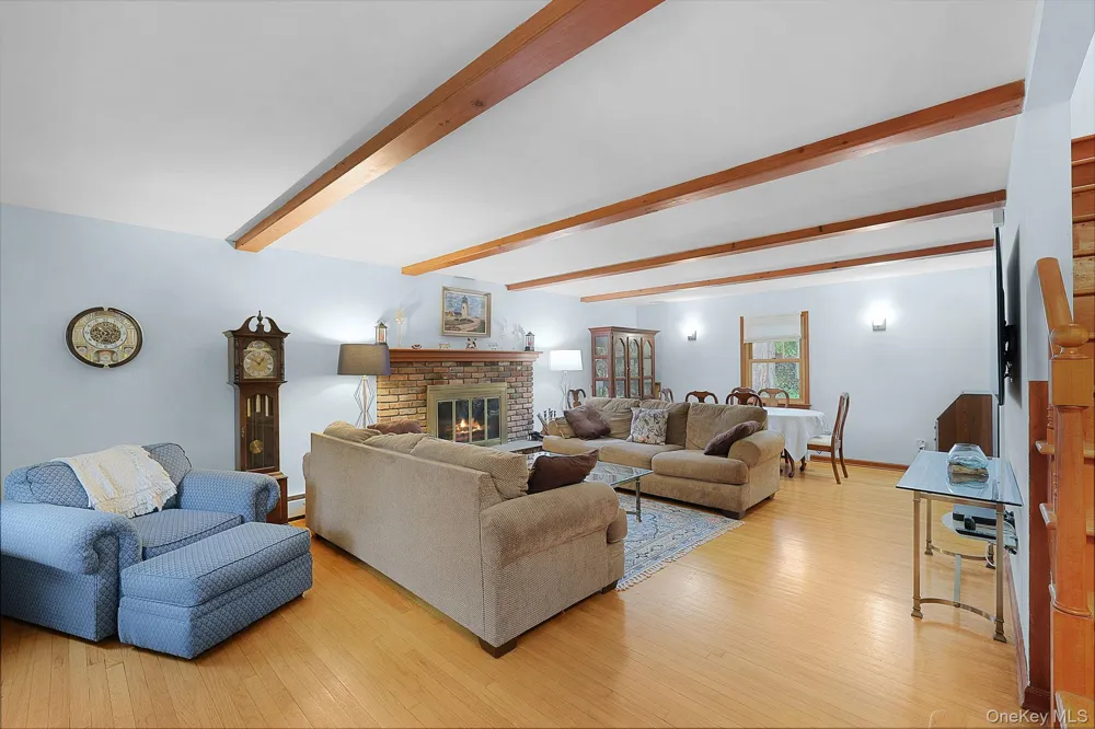 2 Foxey Lane Mahopac, NY 10541