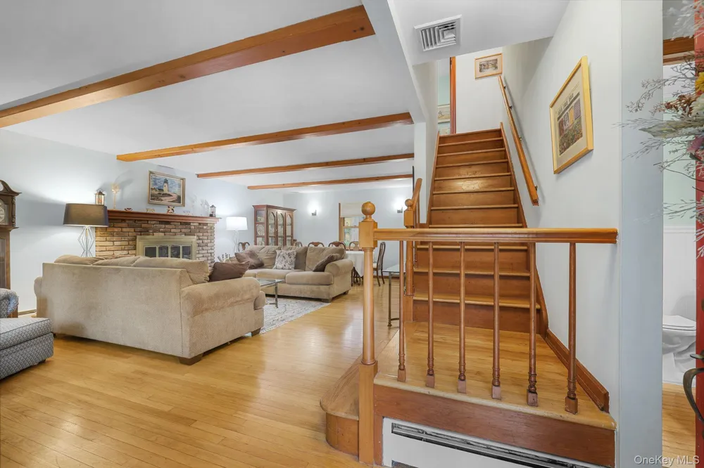 2 Foxey Lane Mahopac, NY 10541