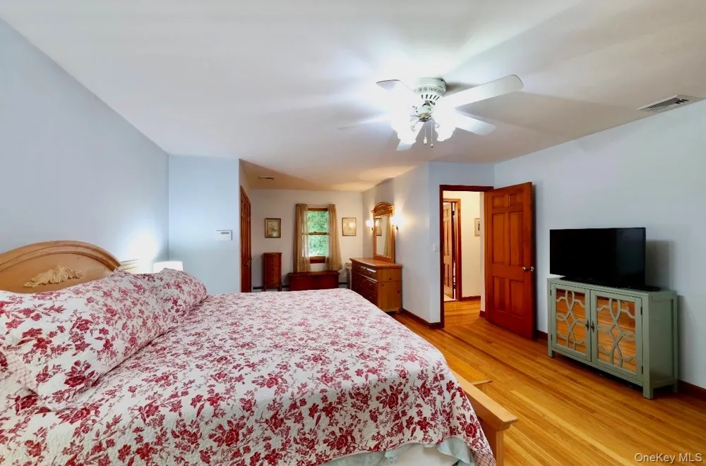 2 Foxey Lane Mahopac, NY 10541