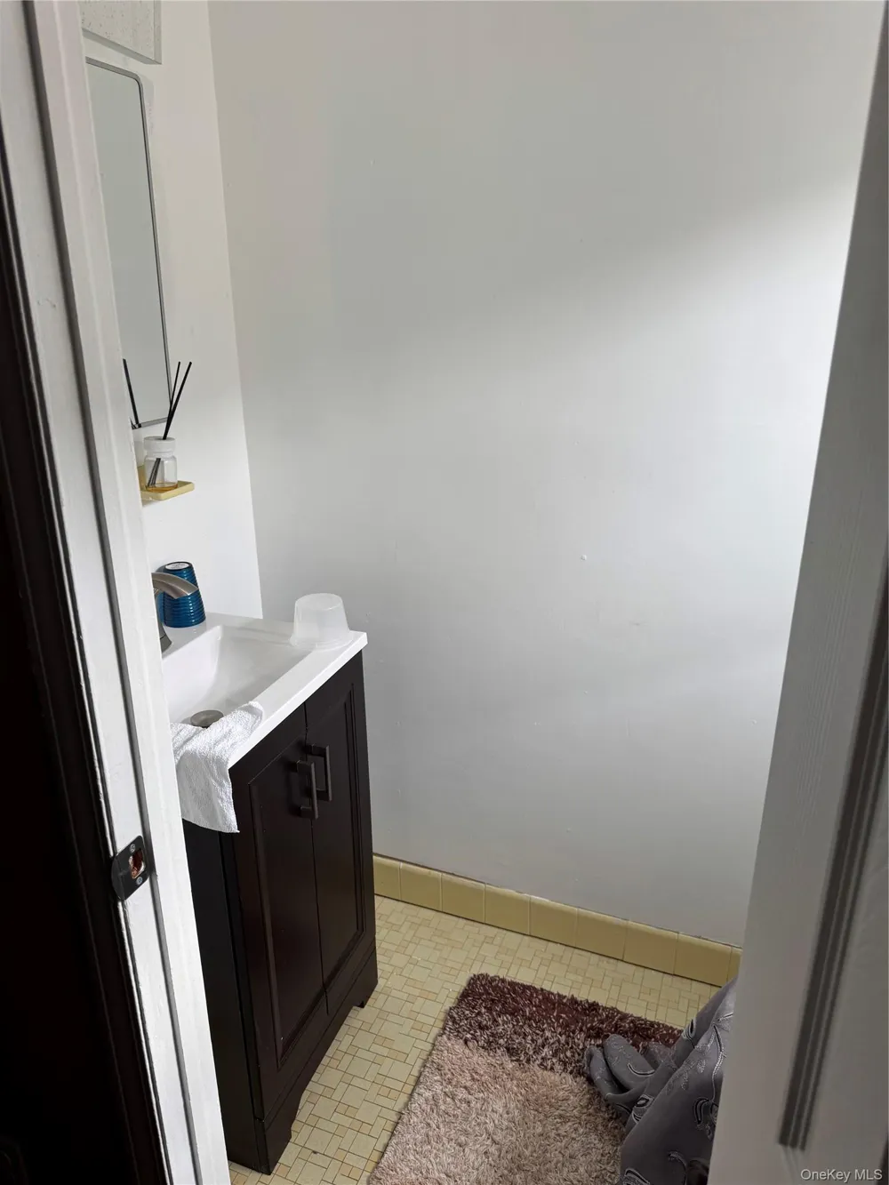 259-27 148th Road #2 Rosedale, NY 11422