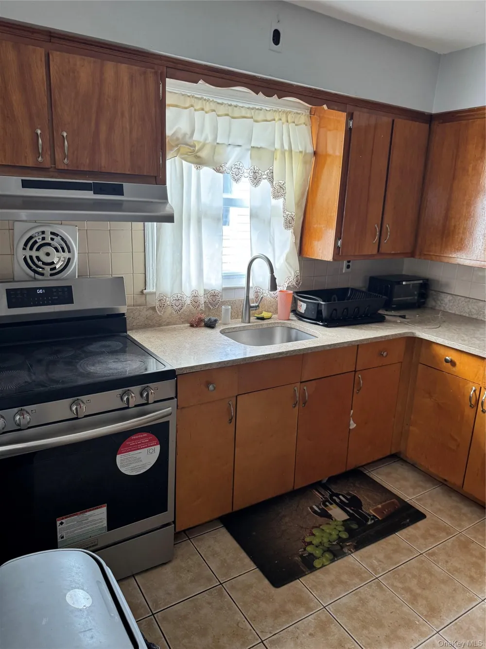 259-27 148th Road #2 Rosedale, NY 11422
