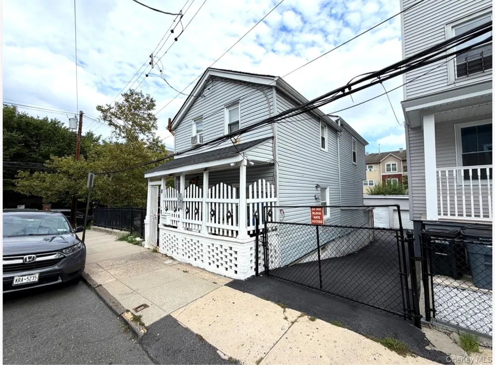 8 Ritters Lane Yonkers, NY 10703