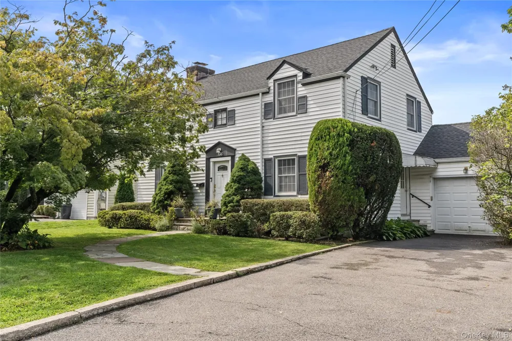 136 Wilmot Circle Scarsdale, NY 10583