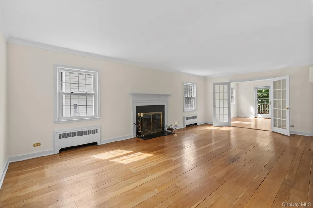 136 Wilmot Circle Scarsdale, NY 10583