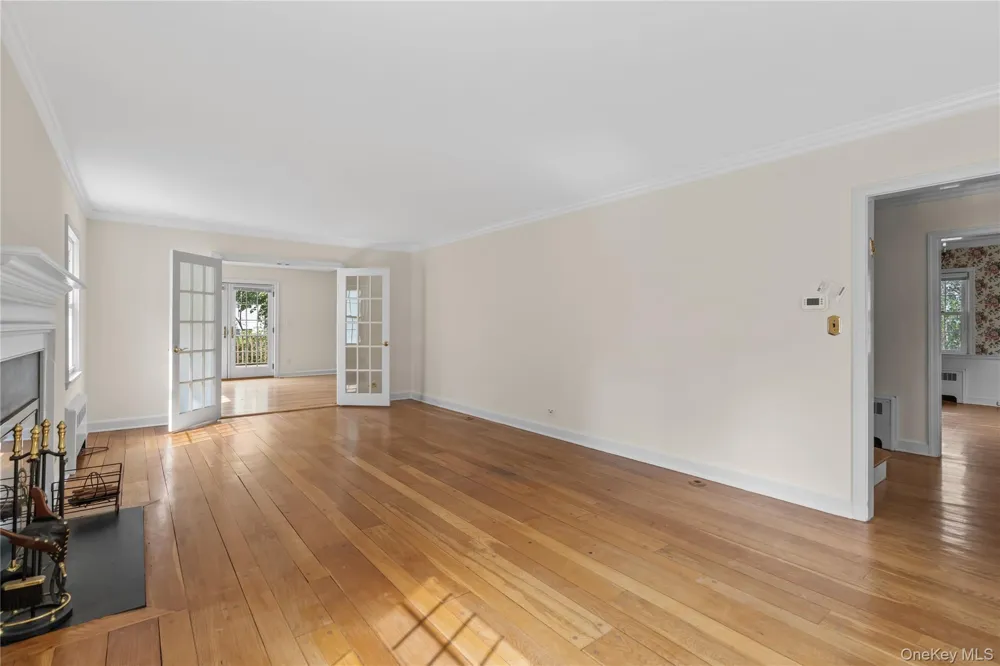 136 Wilmot Circle Scarsdale, NY 10583