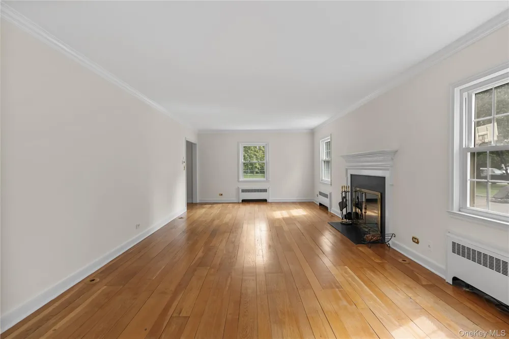 136 Wilmot Circle Scarsdale, NY 10583