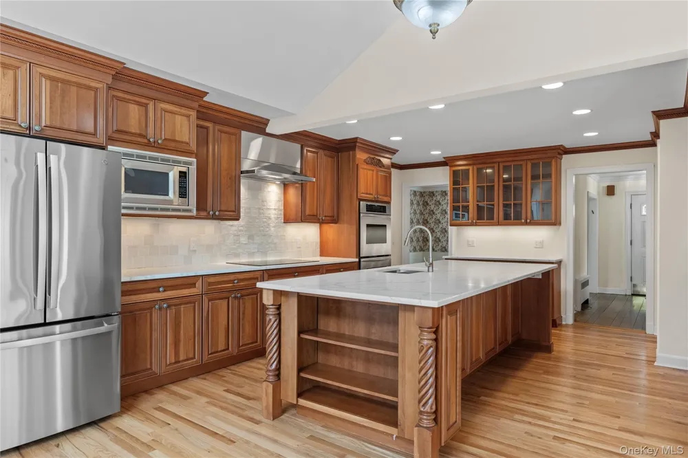 136 Wilmot Circle Scarsdale, NY 10583