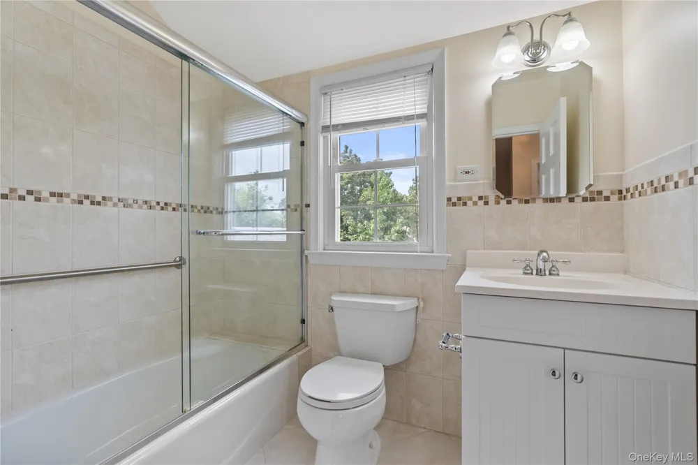 136 Wilmot Circle Scarsdale, NY 10583