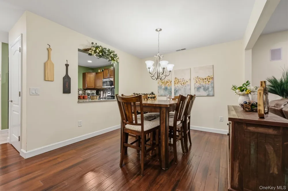 5304 Applewood Circle Carmel, NY 10512