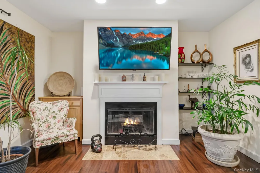 5304 Applewood Circle Carmel, NY 10512