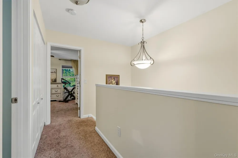 5304 Applewood Circle Carmel, NY 10512