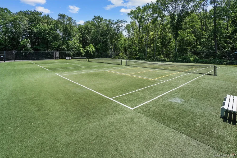 5304 Applewood Circle Carmel, NY 10512