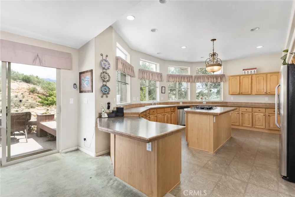 47112 Woodcliff Drive Banning, CA 92220