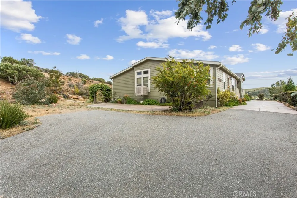 47112 Woodcliff Drive Banning, CA 92220