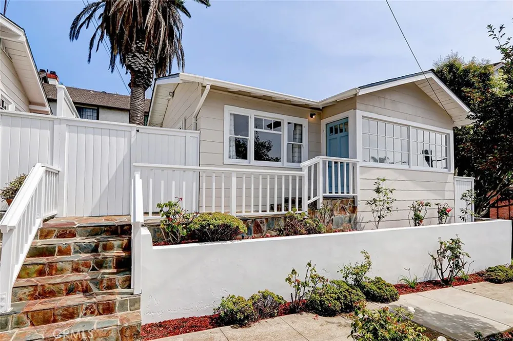 106 Beryl Redondo Beach, CA 90277