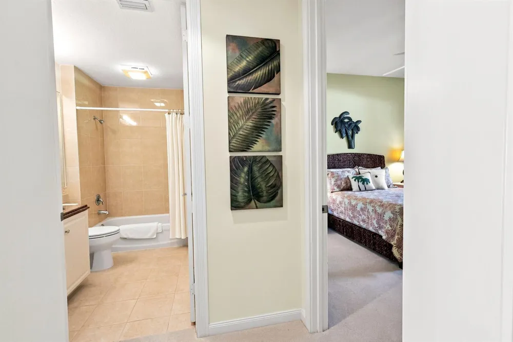 26 HARBOUR ISLE DRIVE W #102 Fort Pierce, FL 34949