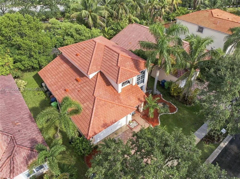 2220 NW 137th Ave Sunrise, FL 33323