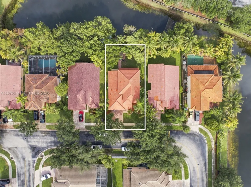 2220 NW 137th Ave Sunrise, FL 33323