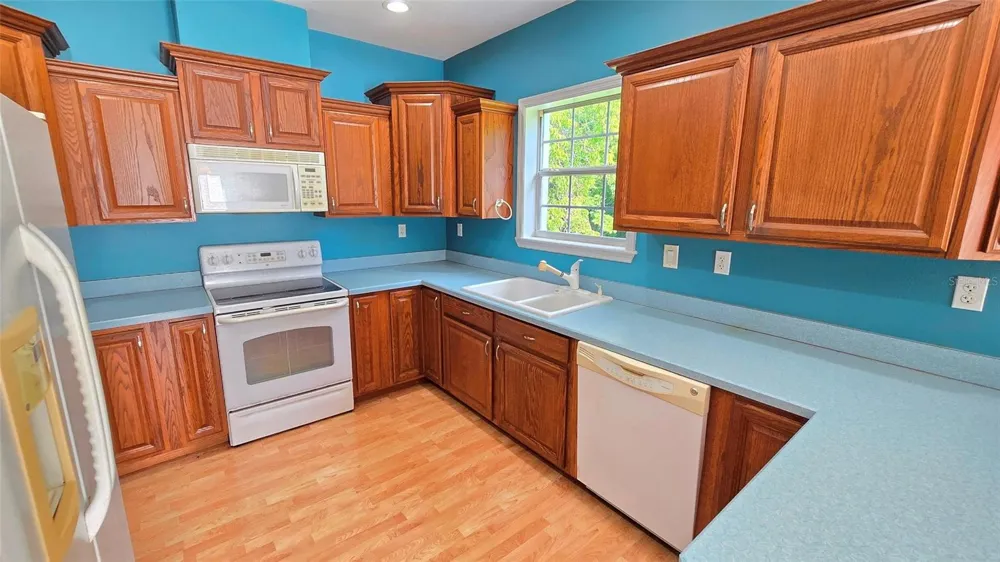 1227 MANGROVE LANE Chokoloskee, FL 34138