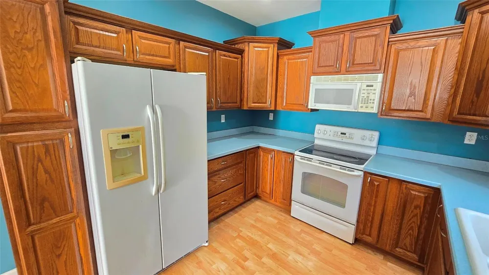 1227 MANGROVE LANE Chokoloskee, FL 34138