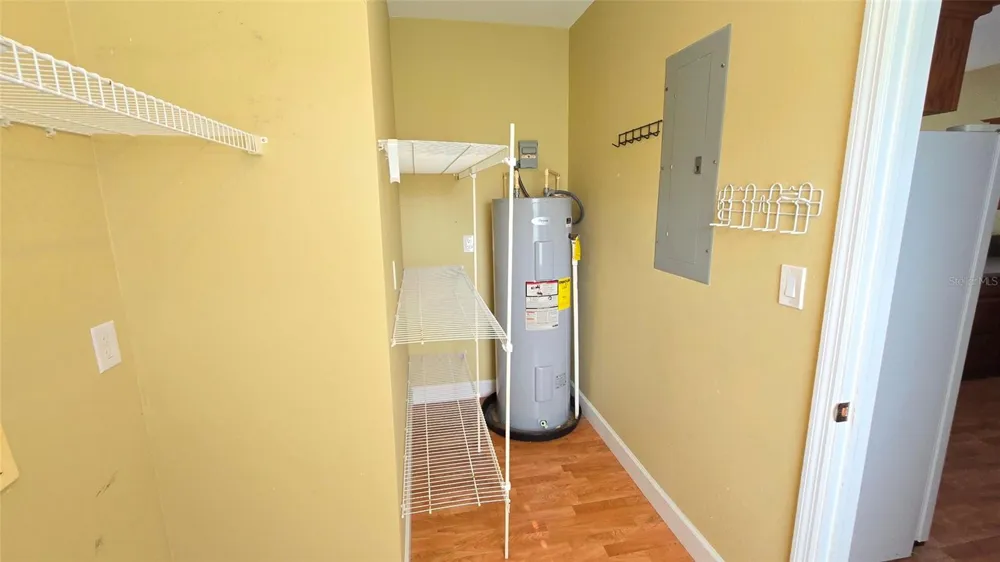 1227 MANGROVE LANE Chokoloskee, FL 34138
