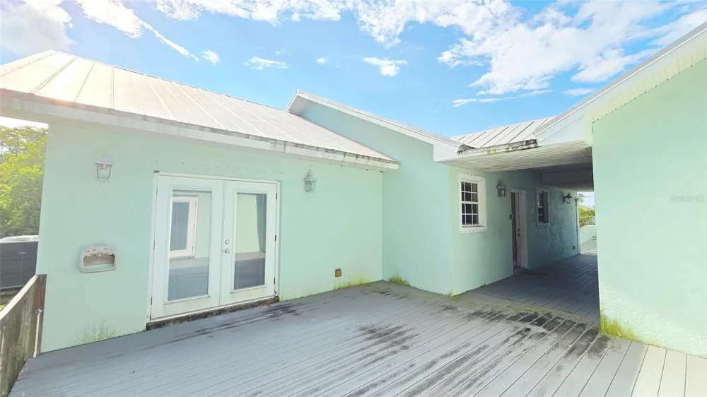 1227 MANGROVE LANE Chokoloskee, FL 34138