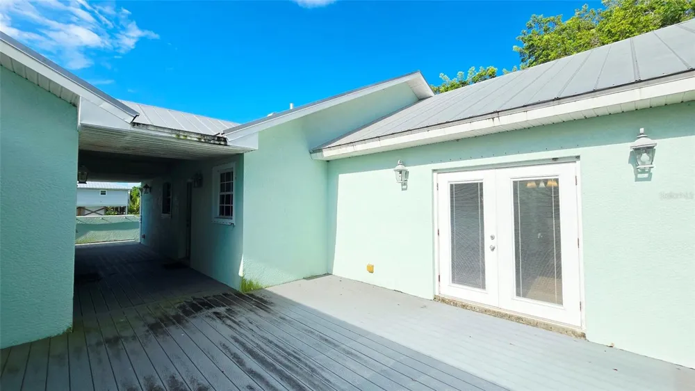 1227 MANGROVE LANE Chokoloskee, FL 34138