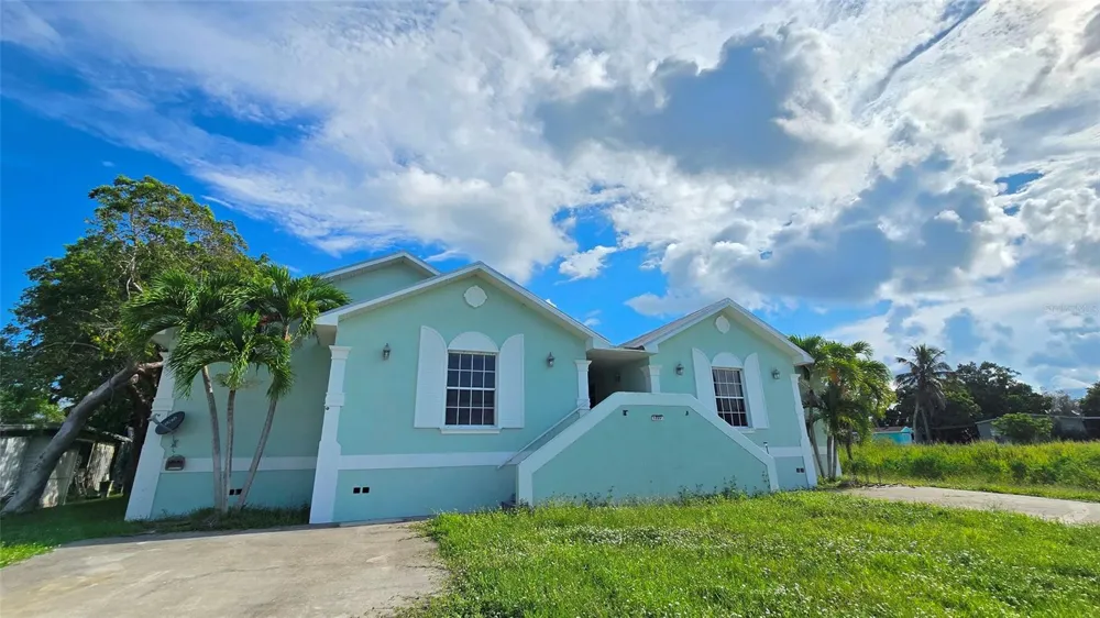 1227 MANGROVE LANE Chokoloskee, FL 34138