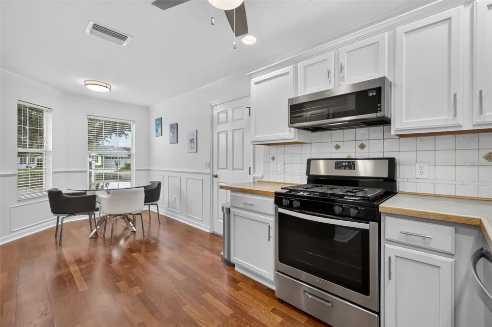 17107 SE 93RD EXETER COURT The Villages, FL 32162