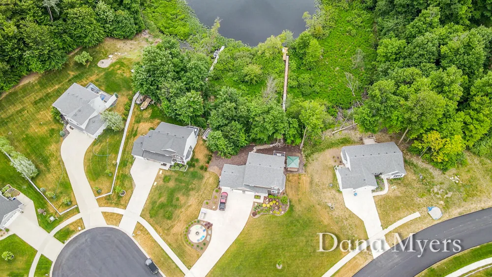 306 Kingfisher Court Leighton Township, MI 49316