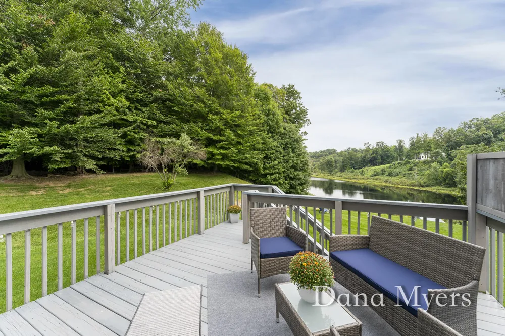 306 Kingfisher Court Leighton Township, MI 49316