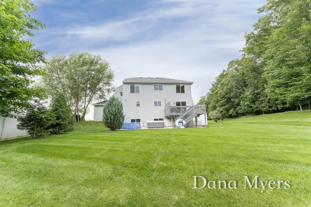 306 Kingfisher Court Leighton Township, MI 49316