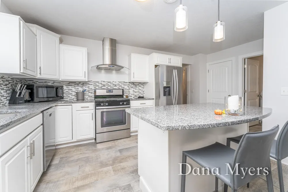 306 Kingfisher Court Leighton Township, MI 49316