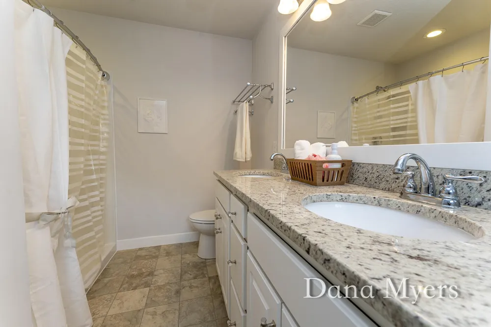306 Kingfisher Court Leighton Township, MI 49316