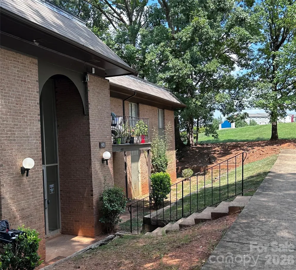 419 Orchard Trace Lane Charlotte, NC 28213
