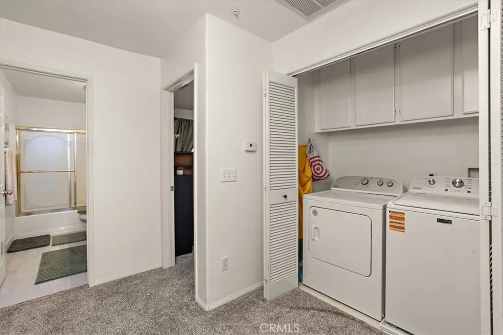 15727 Virginia Fontana, CA 92336
