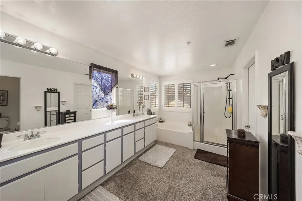 15727 Virginia Fontana, CA 92336