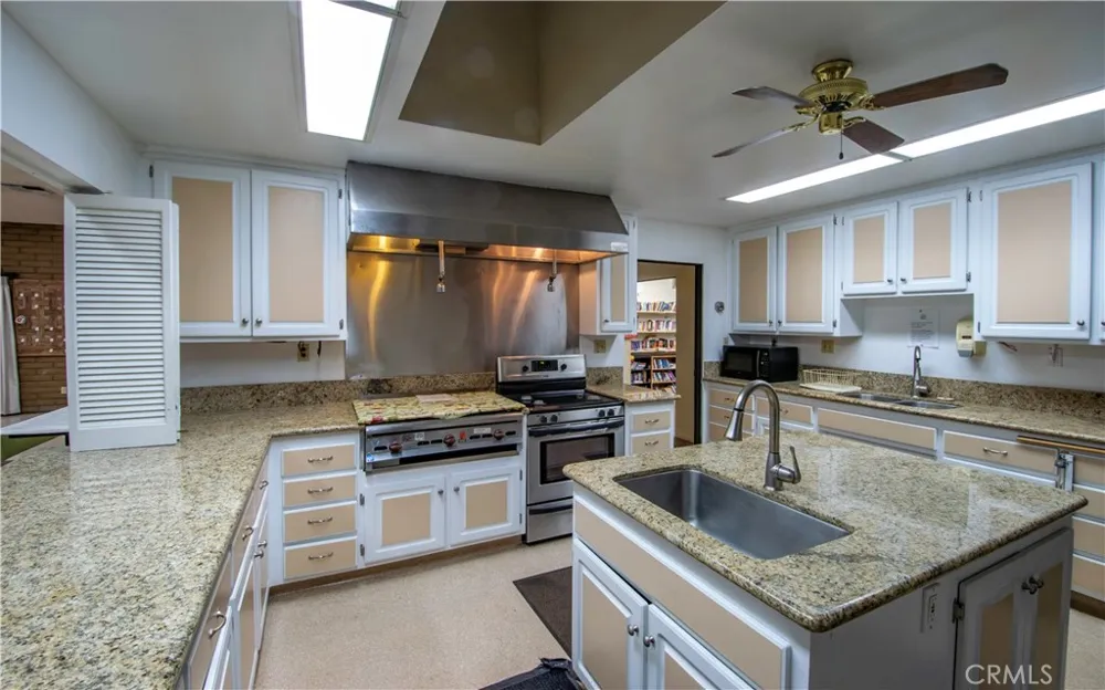 1525 W Oakland Avenue #79 Hemet, CA 92453