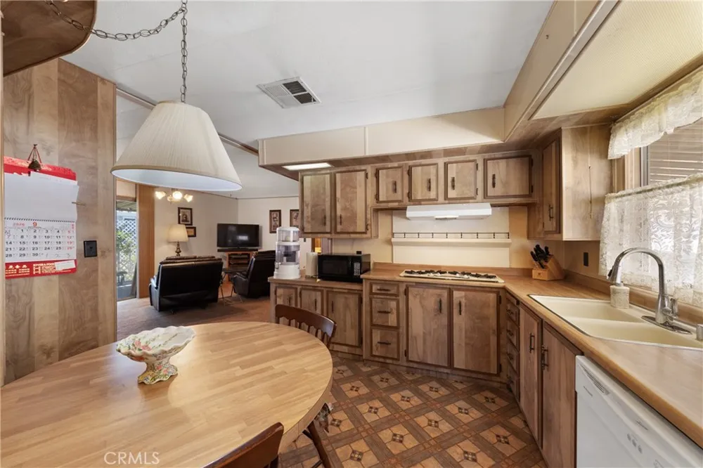 1525 W Oakland Avenue #79 Hemet, CA 92453