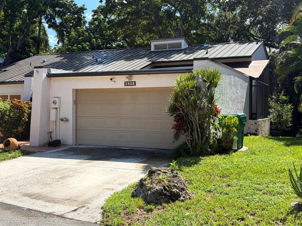 3408 ROSE HILL WAY #143 Lauderhill, FL 33319