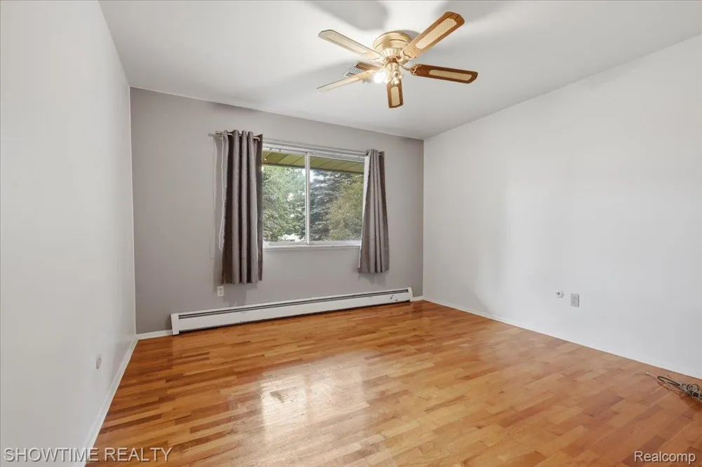 1661 Madeline Drive Lapeer Township, MI 48446