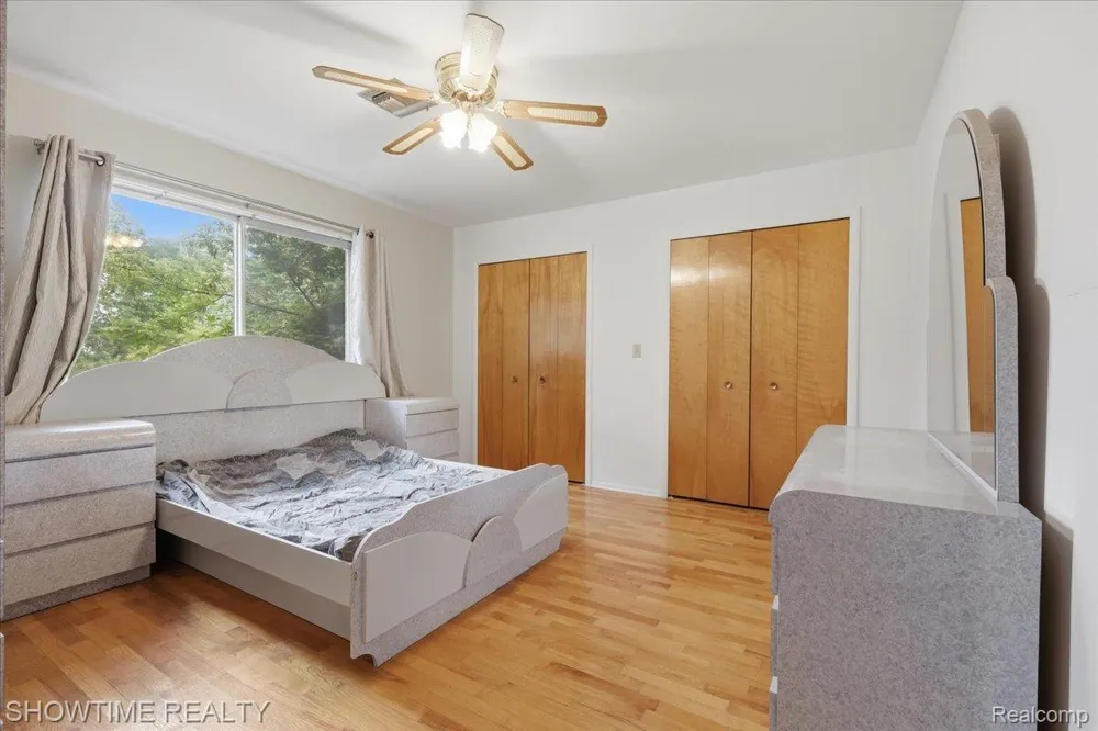 1661 Madeline Drive Lapeer Township, MI 48446