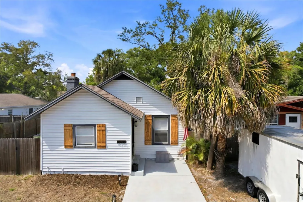 4551 19TH AVENUE S St Petersburg, FL 33711